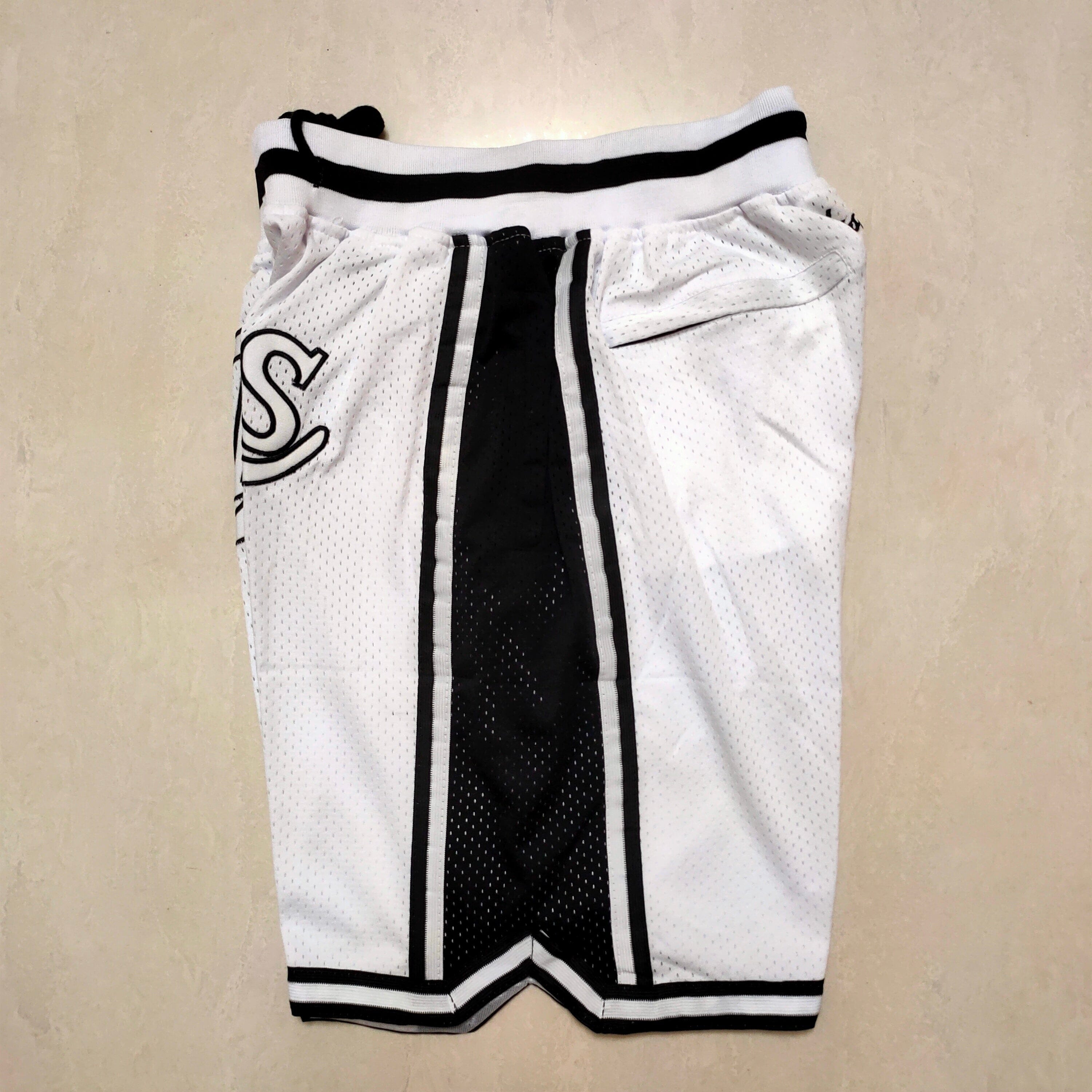 Lakers Black and White short