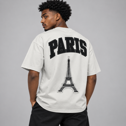 Paris Eiffel Tower – חולצת טי — המחשת לבישה בסטודיו באמצעות AI