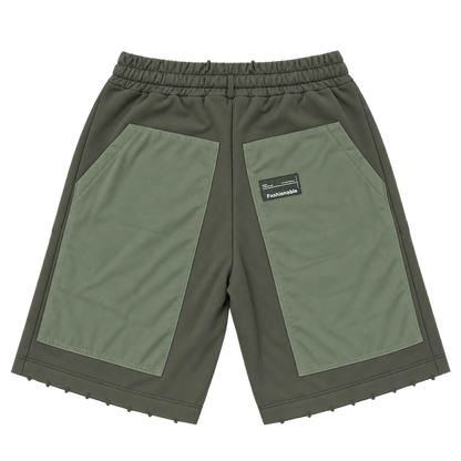 Pocket Grid Shorts – מכנסי ברמודה — ירוק זית כהה עם פאנלים ירוקים — אחורה